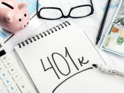 Cómo elegir entre un plan 401(k) tradicional y uno Roth: un análisis en profundidad